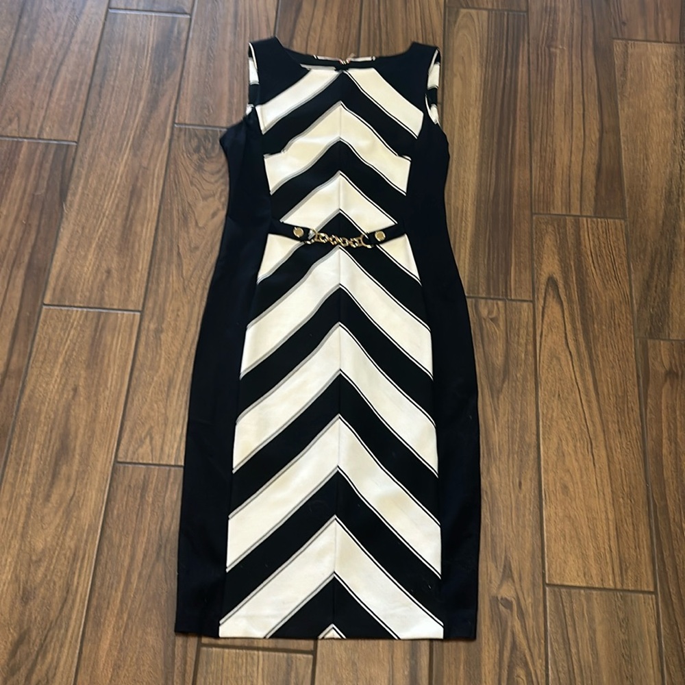 Star by Julien McDonald size 12 dress gorgeous no wrinkle fabric